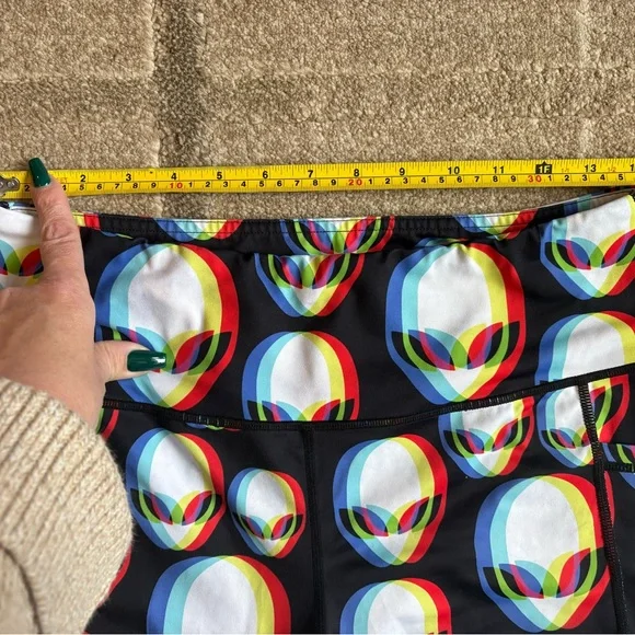 Constantly Varied Gear (CVG) leggings with pockets, sports bra, trippy alien - Picture 7 of 11